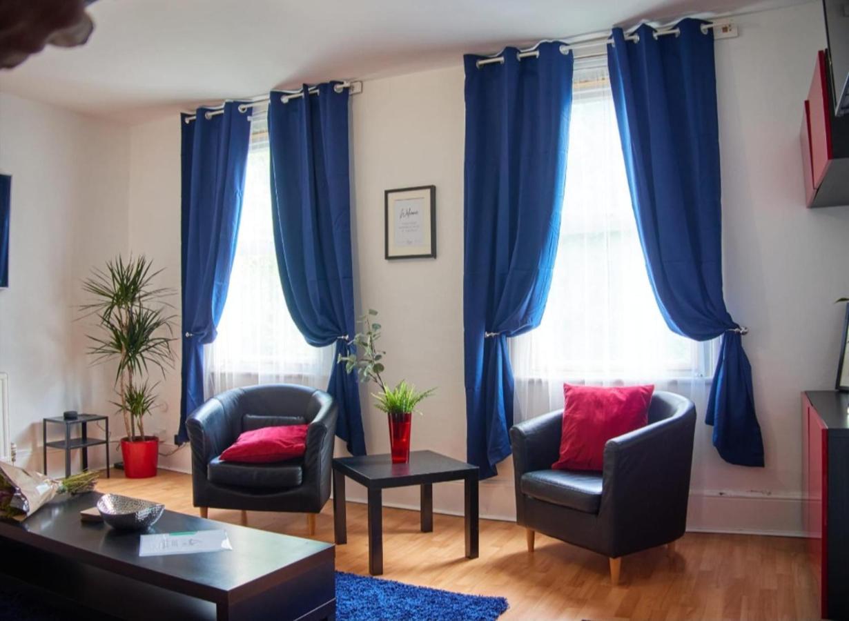 Lovely Large London Apartment Near Stratford Екстер'єр фото
